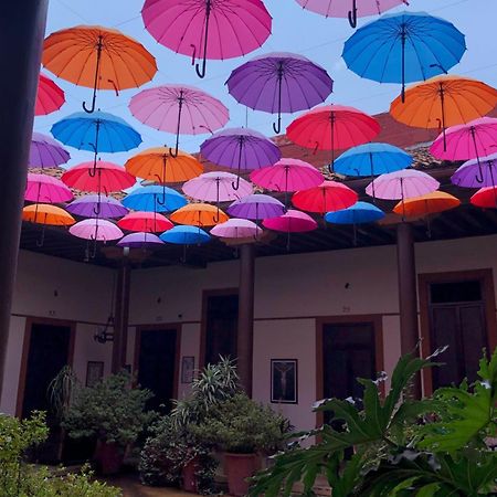 Hotel Villa De Flores Uruapan  Eksteriør bilde