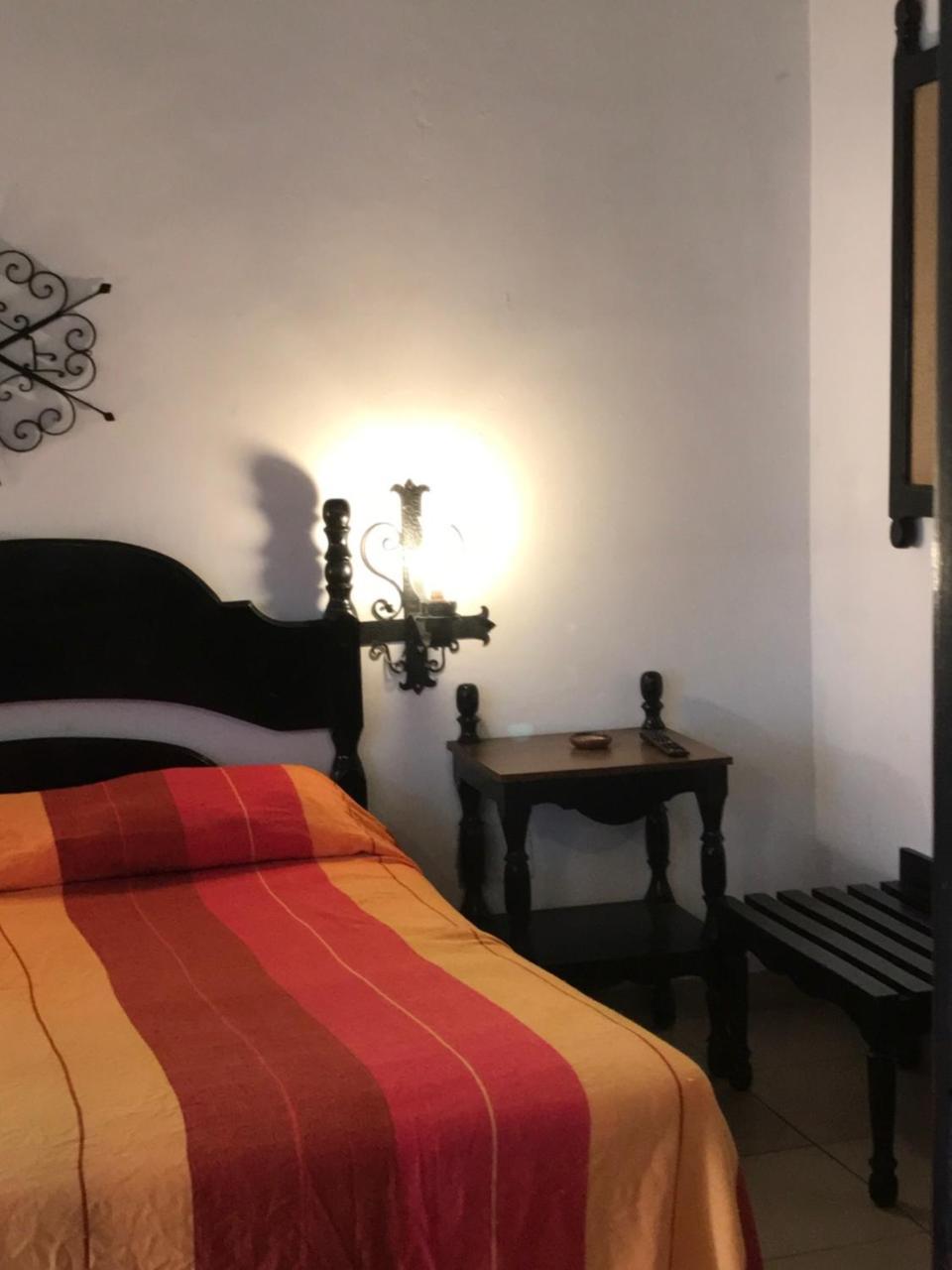 Hotel Villa De Flores Uruapan  Eksteriør bilde