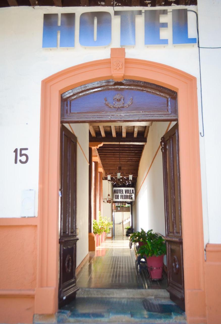Hotel Villa De Flores Uruapan  Eksteriør bilde