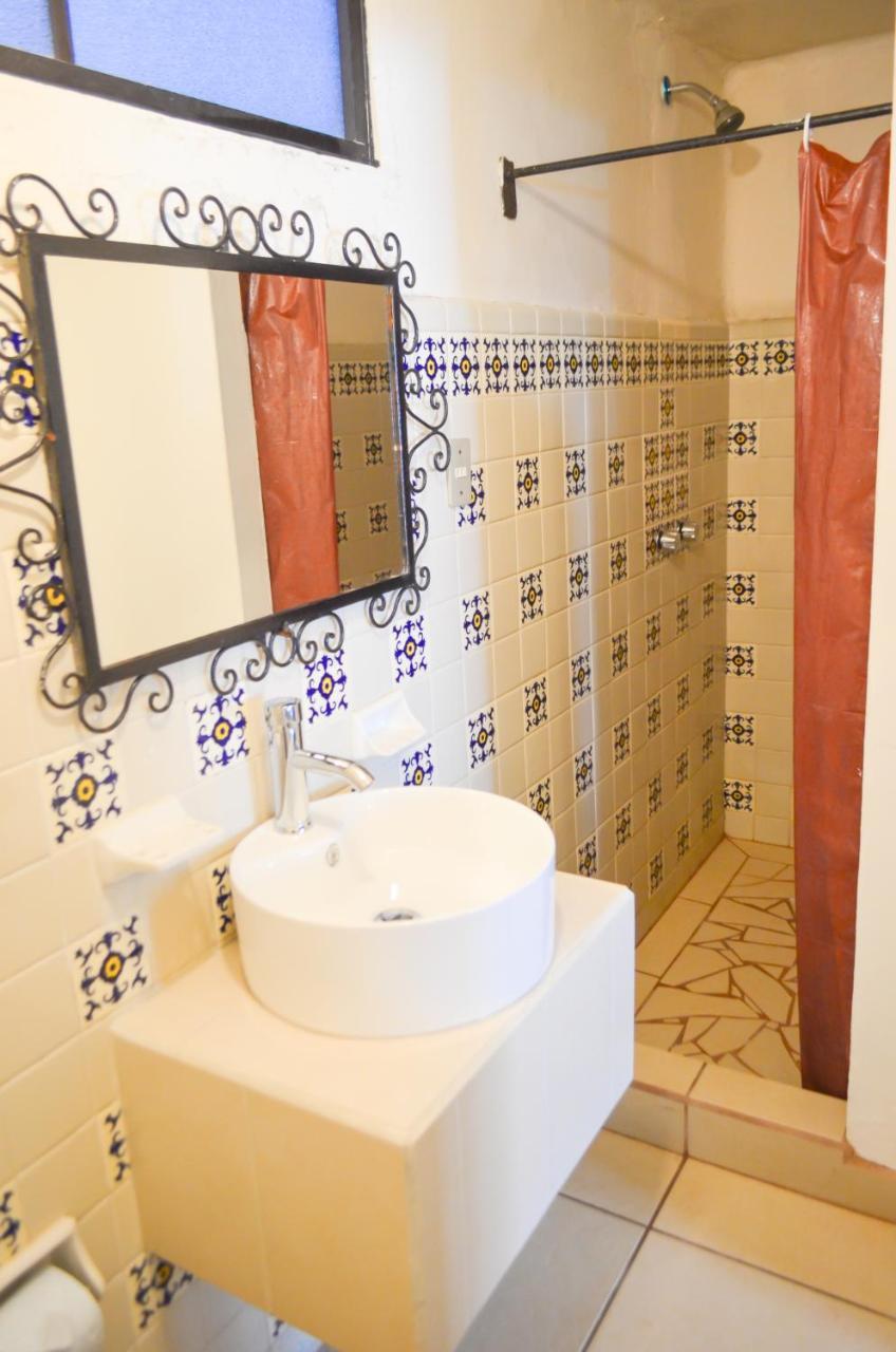 Hotel Villa De Flores Uruapan  Eksteriør bilde