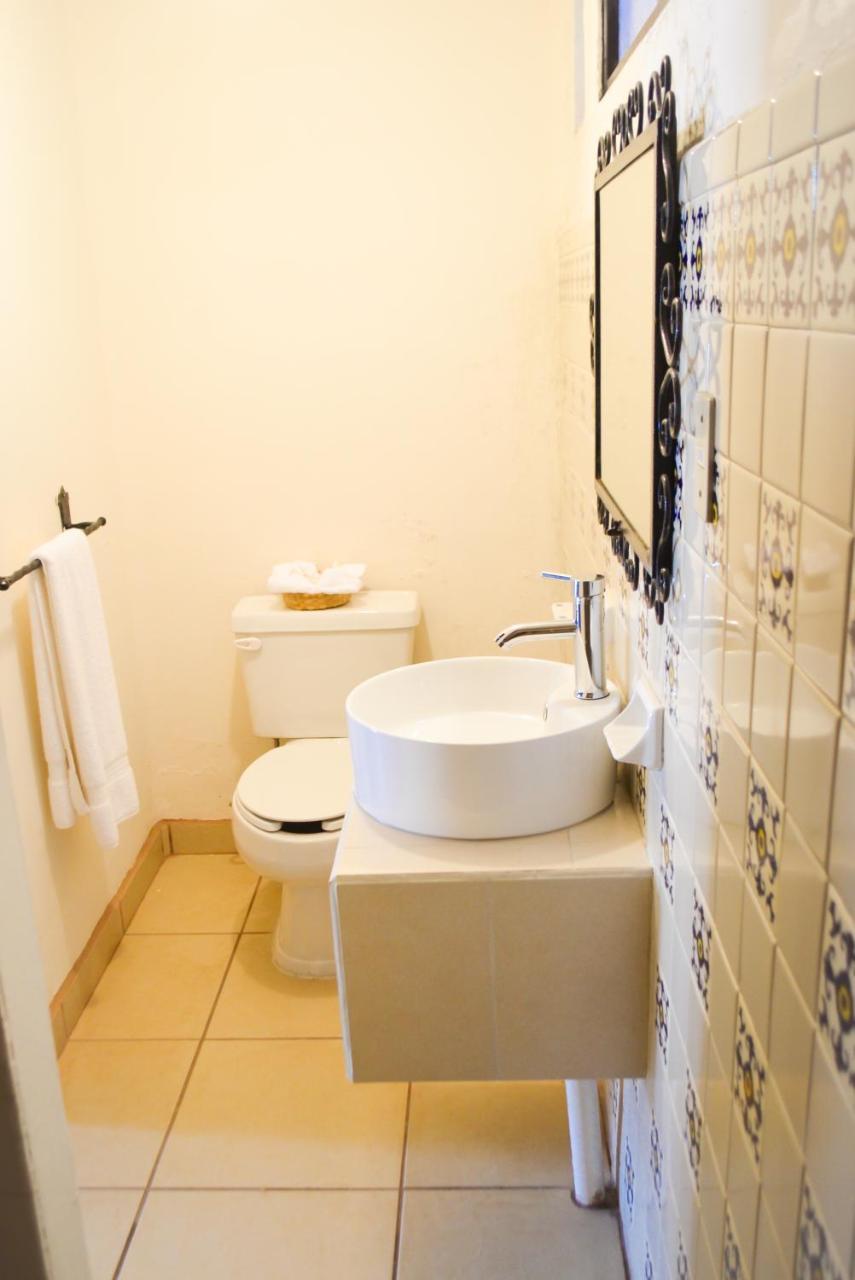 Hotel Villa De Flores Uruapan  Eksteriør bilde