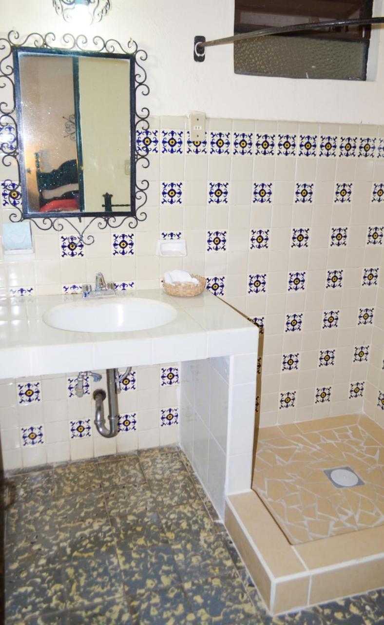 Hotel Villa De Flores Uruapan  Eksteriør bilde