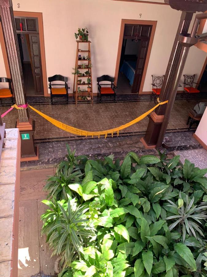 Hotel Villa De Flores Uruapan  Eksteriør bilde
